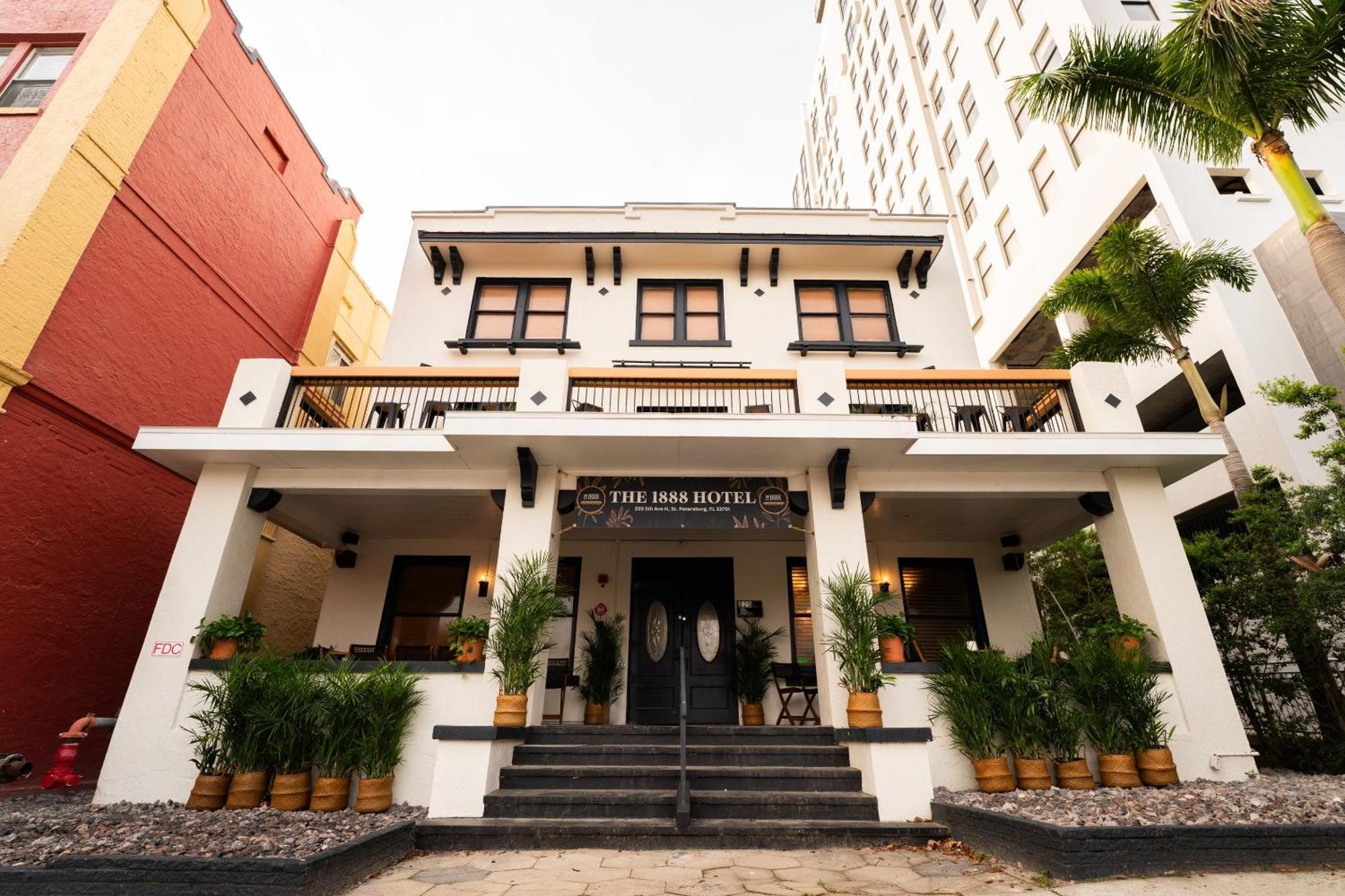 The 1888 Hotel St. Petersburg Dış mekan fotoğraf